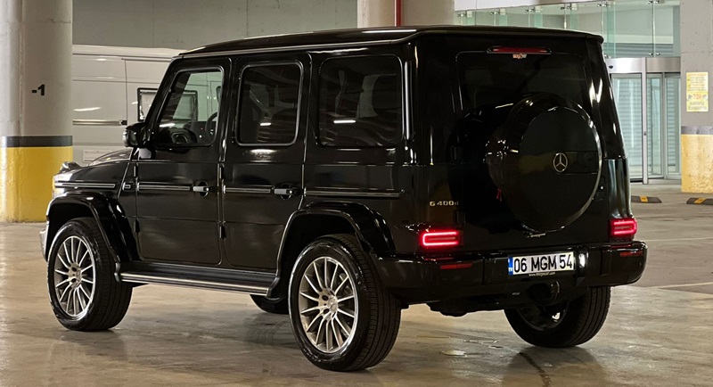 Mercedes G400